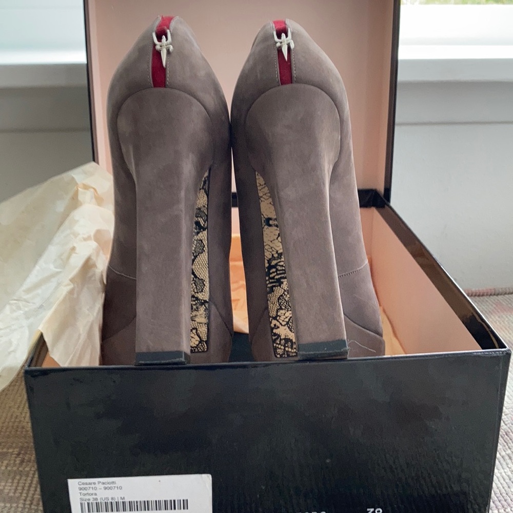 Shoes - Picture 7 of 13